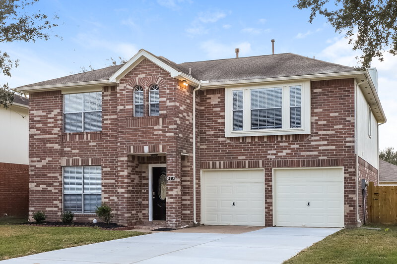 2,340/Mo, 4014 Eagle Bluff Ct Houston, TX 77082 Front View