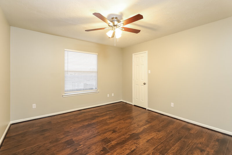 2,340/Mo, 4014 Eagle Bluff Ct Houston, TX 77082 Bedroom View 3