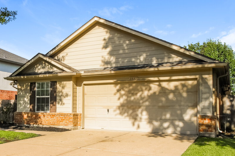 2,510/Mo, 3322 Spindletop Ct Manvel, TX 77578 Front View