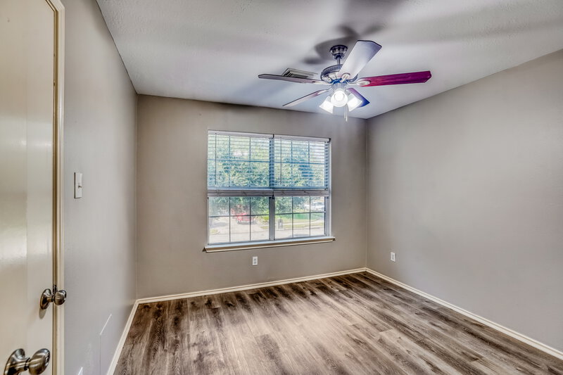 2,045/Mo, 6507 Briargate Trl Missouri City, TX 77489 Bedroom View 2
