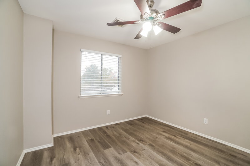2,090/Mo, 6507 Briargate Trl Missouri City, TX 77489 Bedroom View 4