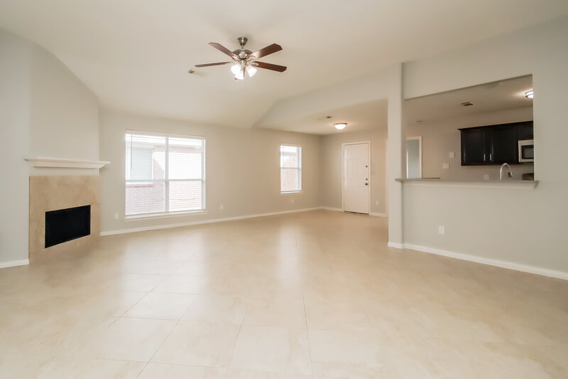 1,805/Mo, 6614 High Stone Ln Katy, TX 77449 Living Room View