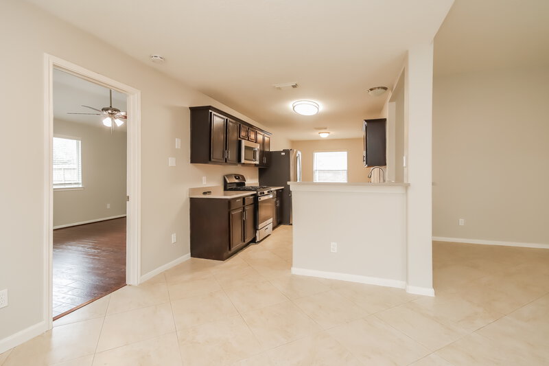 1,805/Mo, 6614 High Stone Ln Katy, TX 77449 Dining Room View