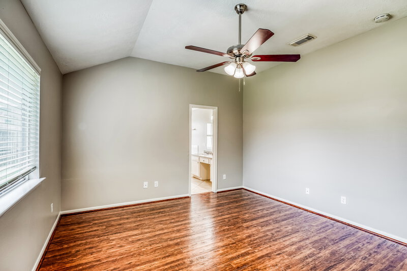 1,820/Mo, 6614 High Stone Ln Katy, TX 77449 Main Bedroom View 2