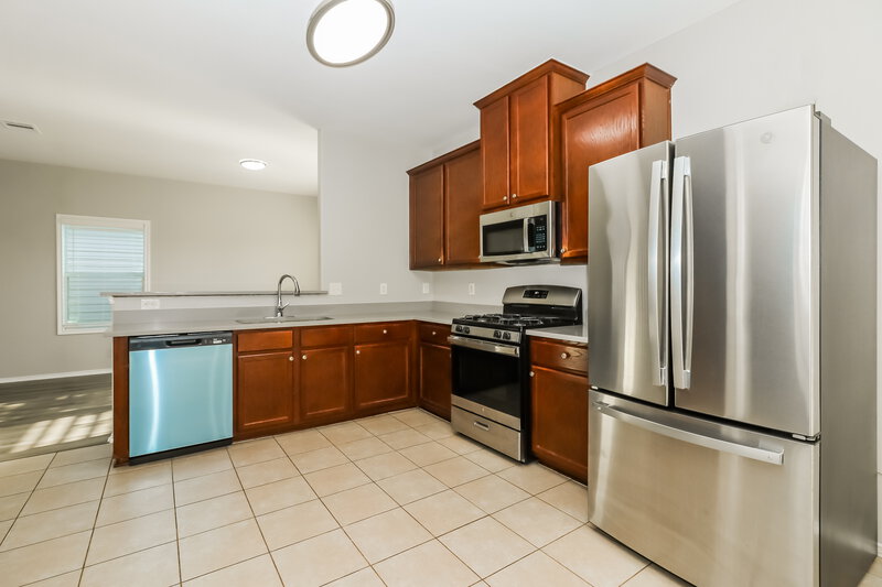 0/Mo, 3419 Afton Forest Ln Katy, TX 77449 Kitchen View 2