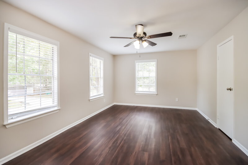 2,130/Mo, 41 N Cypress Pine Dr The Woodlands, TX 77381 Bedroom View 2