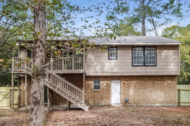 2,130/Mo, 41 N Cypress Pine Dr The Woodlands, TX 77381 Rear View