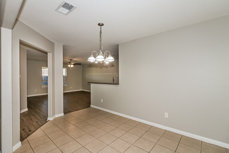 1,830/Mo, 2131 Golden Topaz Dr Rosharon, TX 77583 Dining Room View