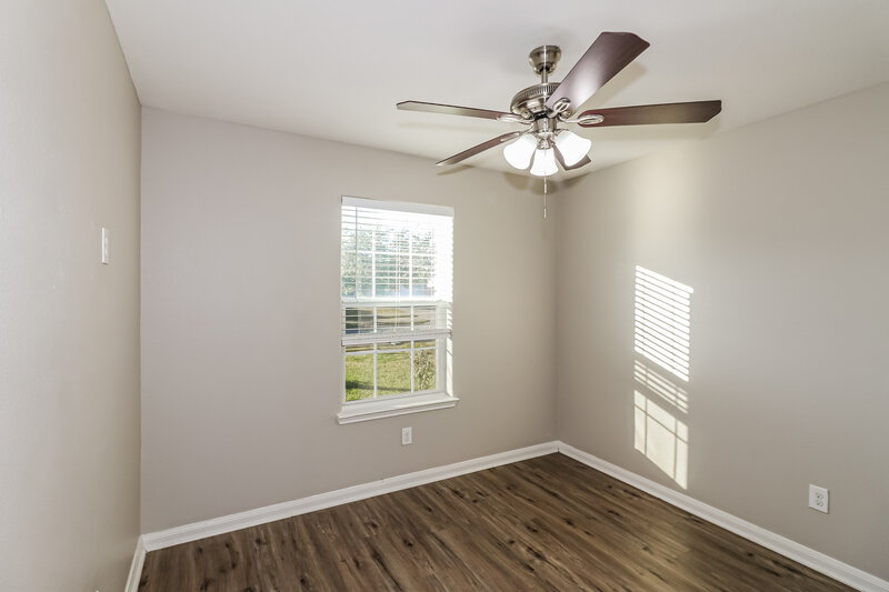 1,830/Mo, 2131 Golden Topaz Dr Rosharon, TX 77583 Bedroom View 2