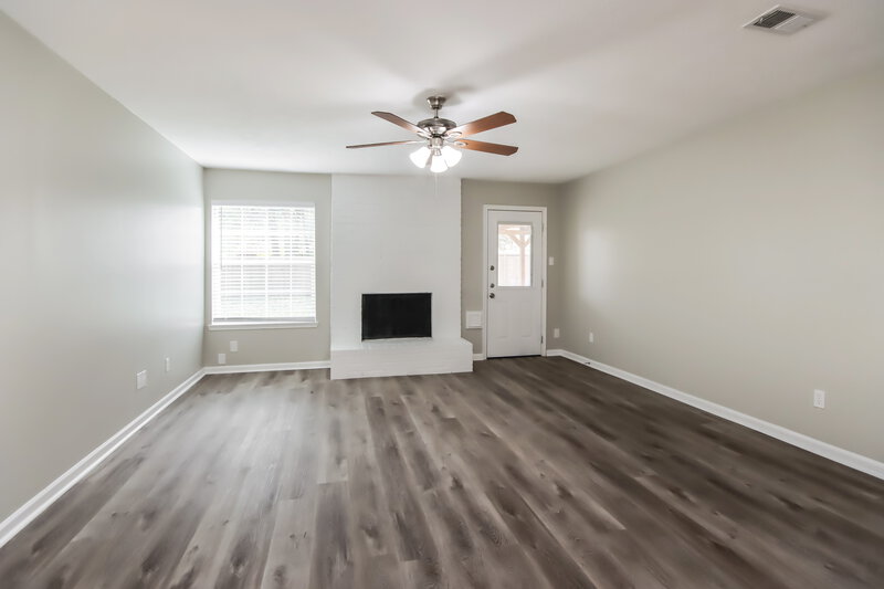 2,570/Mo, 2102 Rycroft Dr Spring, TX 77386 Living Room View