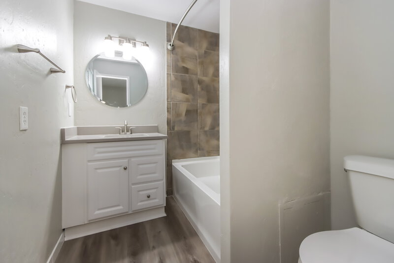 2,570/Mo, 2102 Rycroft Dr Spring, TX 77386 Bathroom View