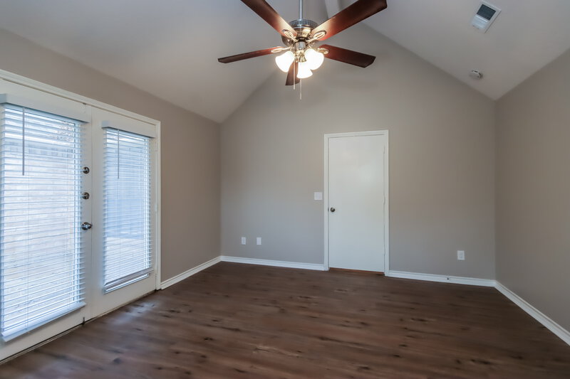 1,910/Mo, 1 Regency Ct Conroe, TX 77304 Main Bedroom View 2