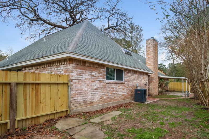 1,910/Mo, 1 Regency Ct Conroe, TX 77304 Rear View