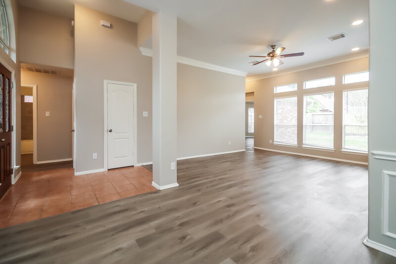 2,420/Mo, 204 Green Cedar Dr League City, TX 77573 Dining Room View