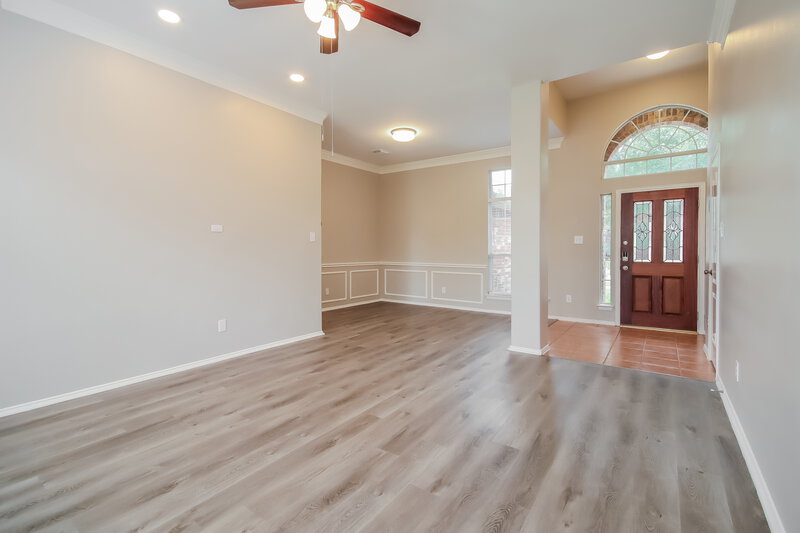 2,420/Mo, 204 Green Cedar Dr League City, TX 77573 Den View
