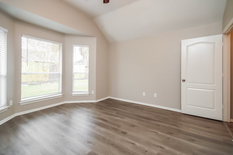 2,420/Mo, 204 Green Cedar Dr League City, TX 77573 Main Bedroom View 2