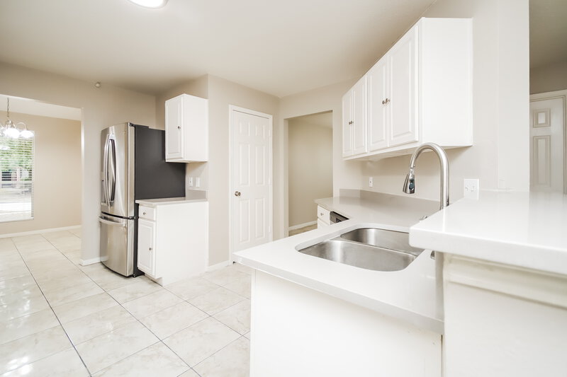 1,950/Mo, 10911 Maple Bough Ln Houston, TX 77067 Kitchen View