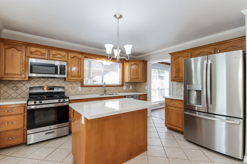 2,115/Mo, 2903 Whispering Springs Dr Spring, TX 77373 Kitchen View 3
