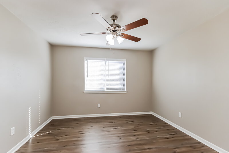 2,145/Mo, 10015 Waving Fields Dr Houston, TX 77064 Bedroom View 3