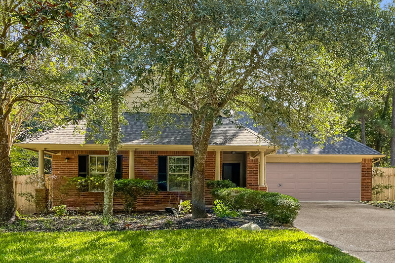2,350/Mo, 6 Orchid Grove Pl The Woodlands, TX 77385 External View
