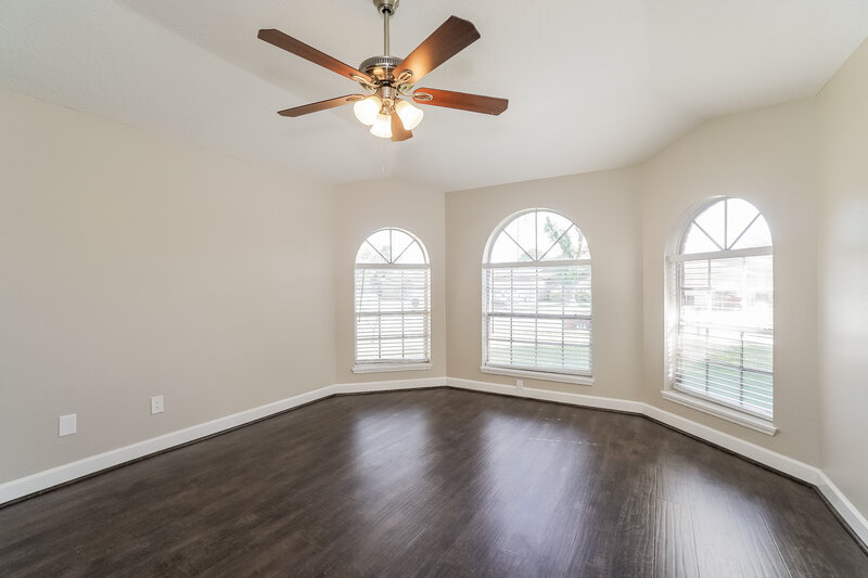 1,970/Mo, 6434 Pouter Dr Houston, TX 77083 Main Bedroom View 2