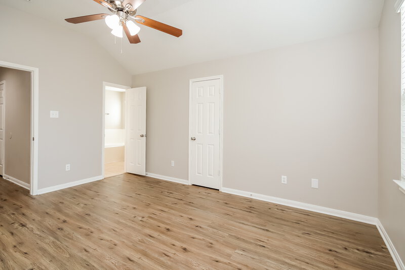 1,875/Mo, 7407 Morgan Ranch Trl Humble, TX 77338 Main Bedroom View 2