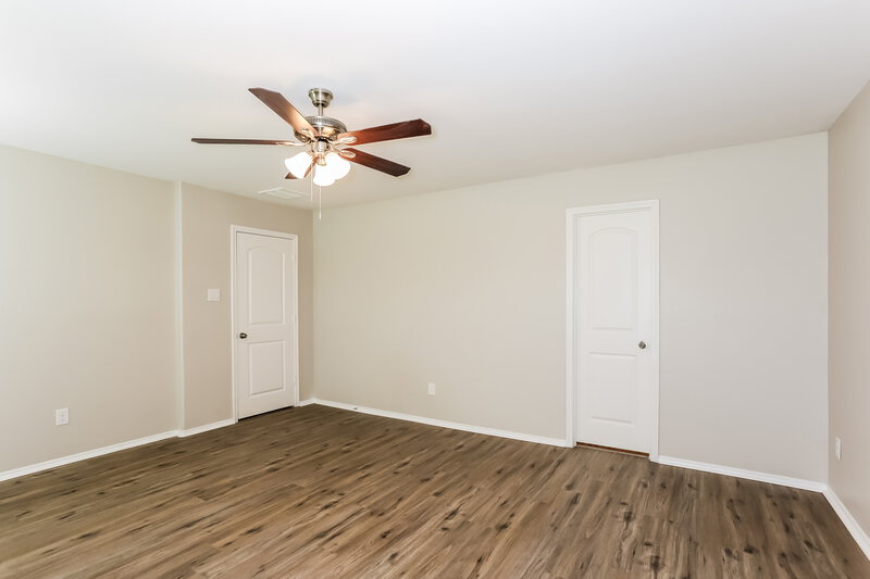 2,520/Mo, 15446 Arce Rojo St Channelview, TX 77530 Main Bedroom View 2