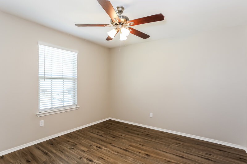2,520/Mo, 15446 Arce Rojo St Channelview, TX 77530 Bedroom View 5