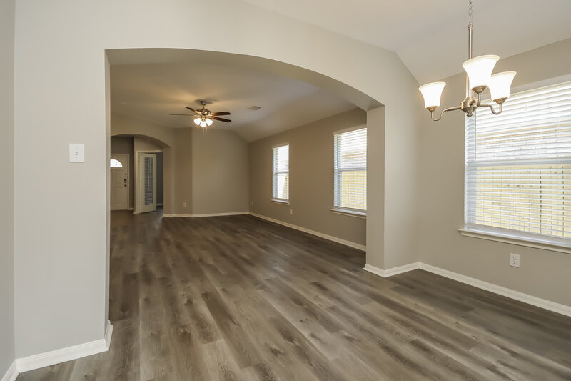 1,980/Mo, 3281 Gladewater Ln League City, TX 77573 Dining Room View 2