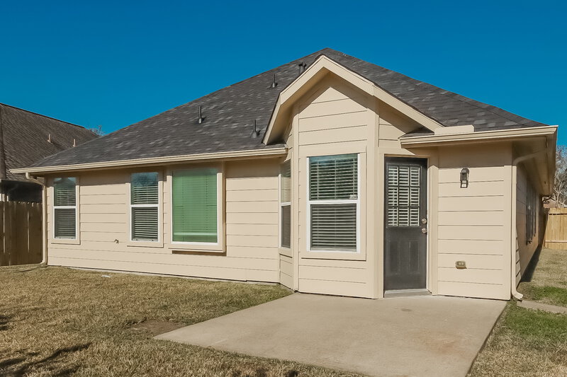 1,980/Mo, 3281 Gladewater Ln League City, TX 77573 Rear View