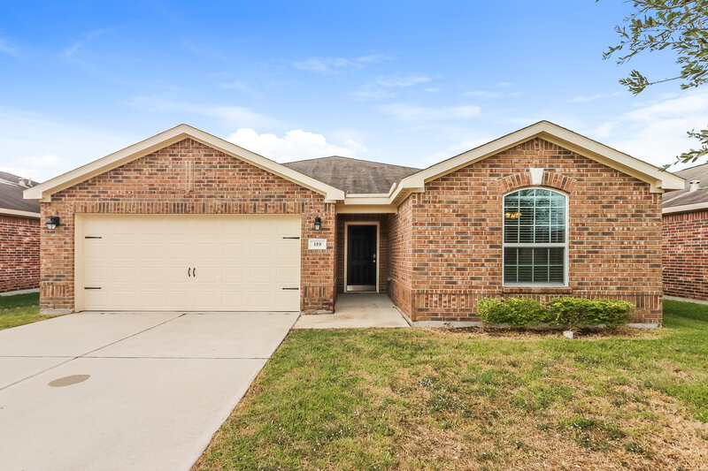 1,725/Mo, 119 Golden Eagle Ct La Marque, TX 77568 External View