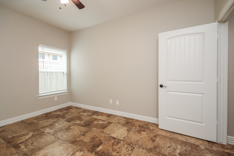 2,690/Mo, 610 New London Dr League City, TX 77573 Bedroom View 2