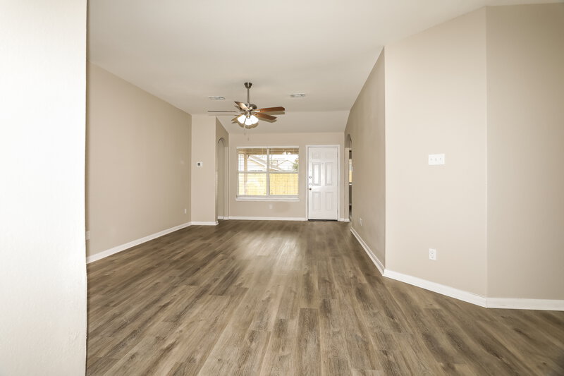 2,050/Mo, 21323 Bella Luna Ct Spring, TX 77379 Living Room View