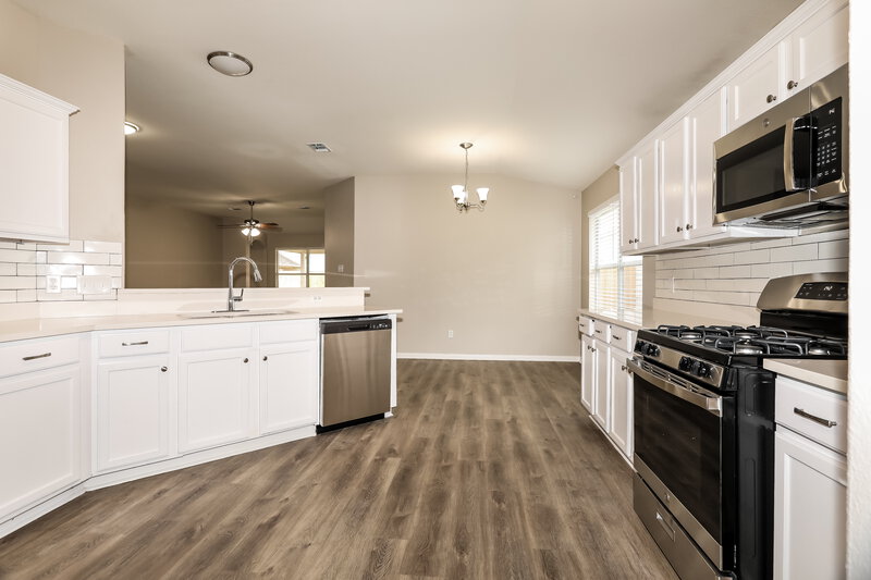 2,050/Mo, 21323 Bella Luna Ct Spring, TX 77379 Kitchen View
