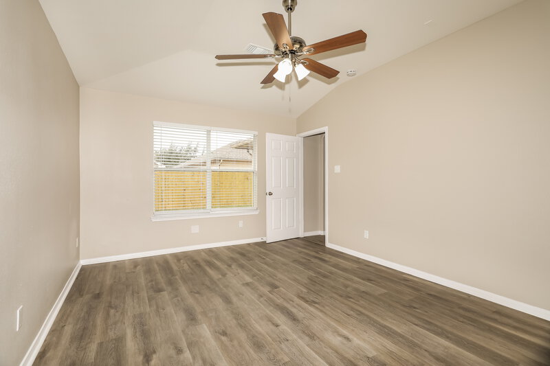 2,050/Mo, 21323 Bella Luna Ct Spring, TX 77379 Main Bedroom View 3