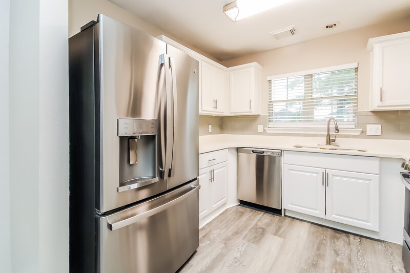 1,715/Mo, 21123 Wortham Oaks Dr Humble, TX 77338 Kitchen View 2