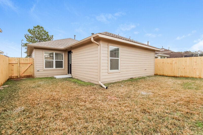 1,715/Mo, 21123 Wortham Oaks Dr Humble, TX 77338 Rear View