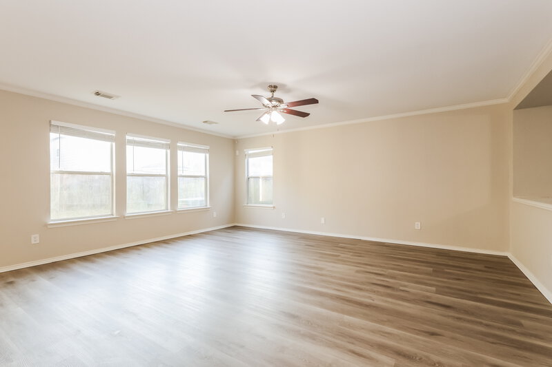 1,865/Mo, 11438 Flying Geese Ln Tomball, TX 77375 Living Room View 2