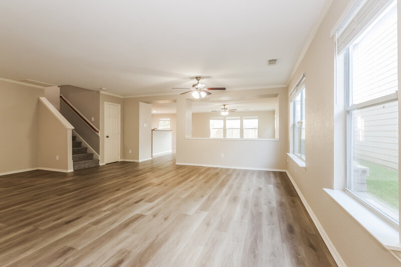 1,865/Mo, 11438 Flying Geese Ln Tomball, TX 77375 Living Room View 4