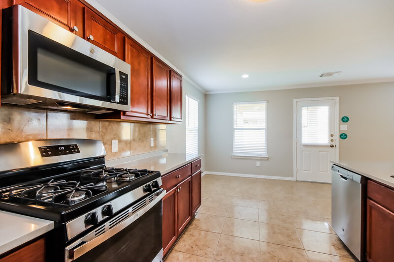 2,210/Mo, 11438 Flying Geese Ln Tomball, TX 77375 Floorplan View 3
