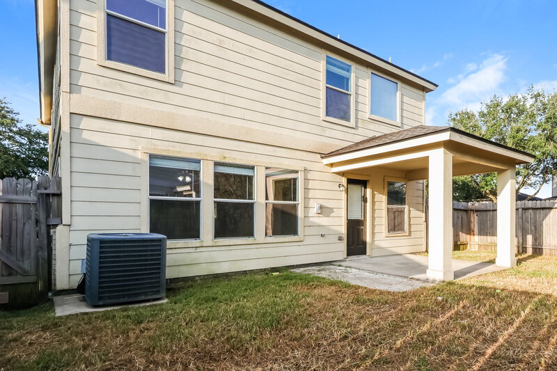 1,865/Mo, 11438 Flying Geese Ln Tomball, TX 77375 Rear View