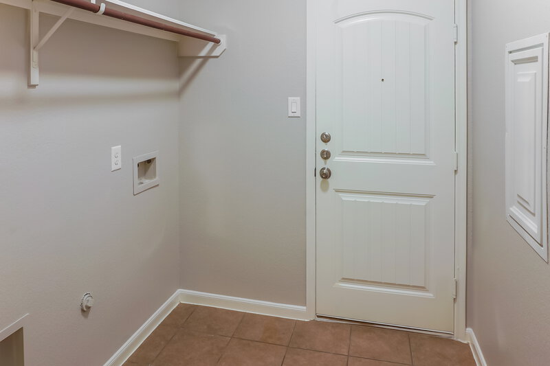 2,170/Mo, 8751 Sunrise Canter Dr Tomball, TX 77375 Laundry Room View