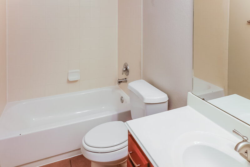 2,170/Mo, 8751 Sunrise Canter Dr Tomball, TX 77375 Bathroom View