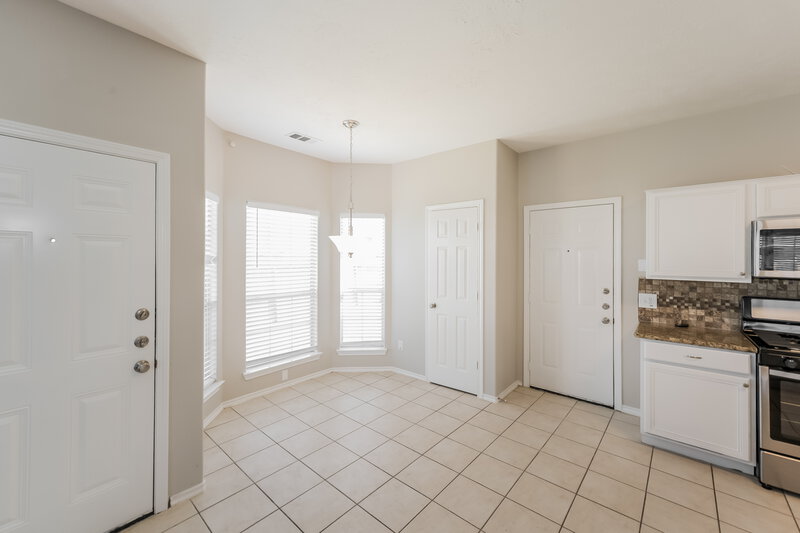 2,445/Mo, 3260 Bhandara Ct Katy, TX 77493 Breakfast Nook View