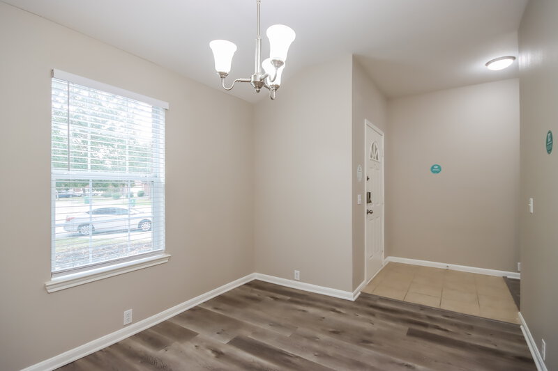 1,675/Mo, 2846 Woodspring Acres Dr Kingwood, TX 77345 Dining Room View