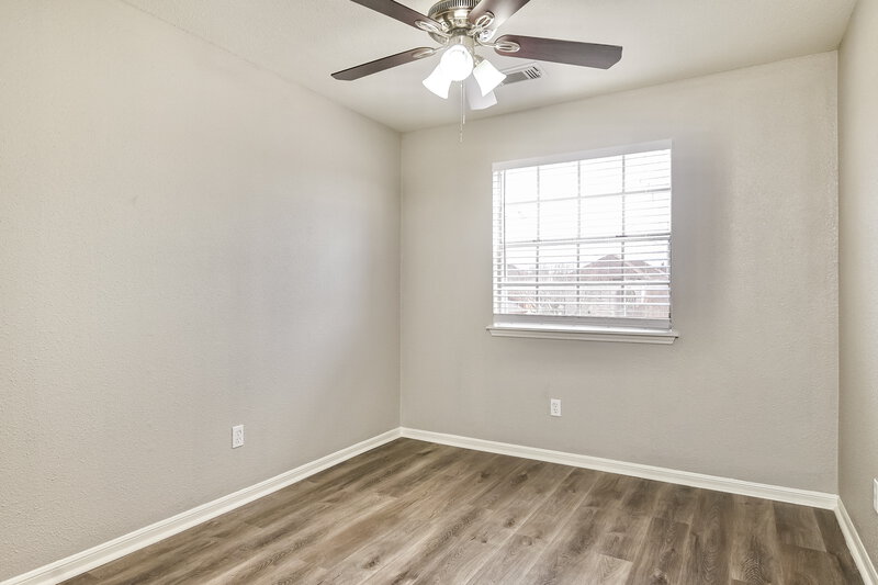2,025/Mo, 14626 County Cress Dr Houston, TX 77047 Bedroom View