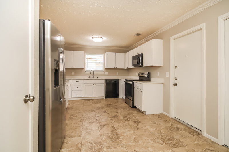 2,145/Mo, 613 Spring Breeze St League City, TX 77573 Kitchen View 2