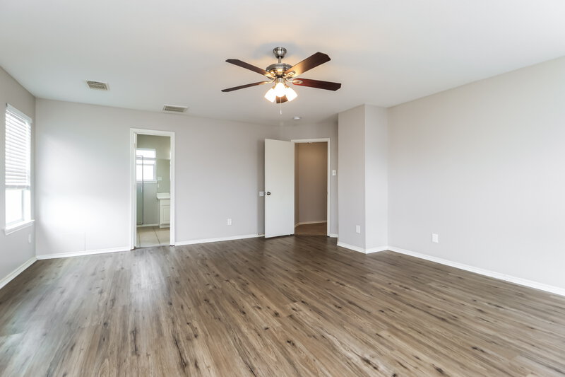 2,130/Mo, 18227 Misty Jade Ln Cypress, TX 77429 Main Bedroom View 2
