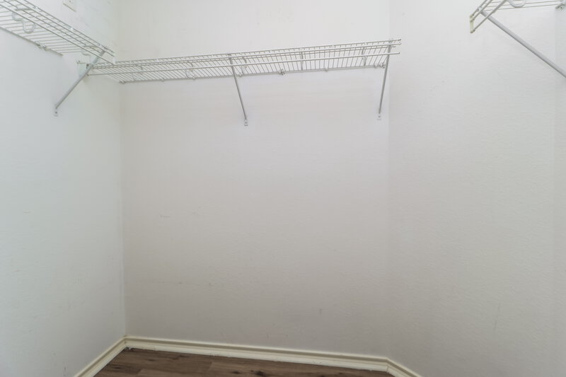 2,130/Mo, 18227 Misty Jade Ln Cypress, TX 77429 Walk In Closet View