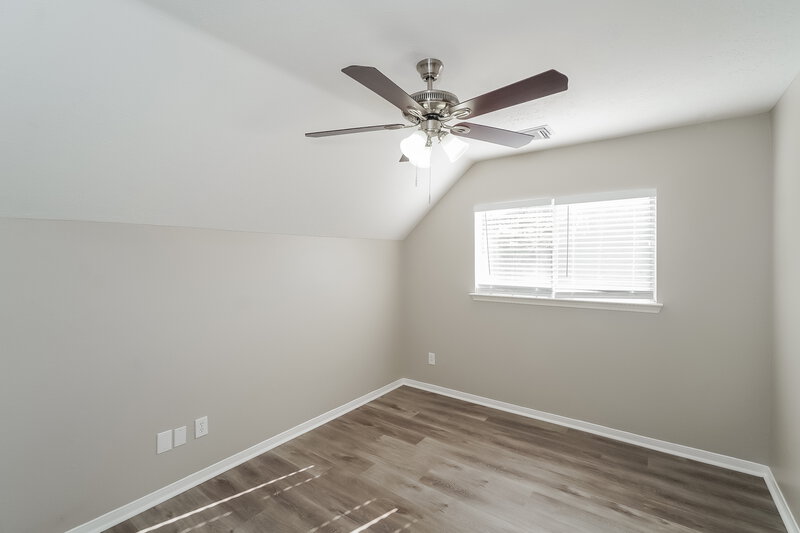 2,115/Mo, 20618 Oak Limb Ln, Humble, TX 77338 Bedroom View 2